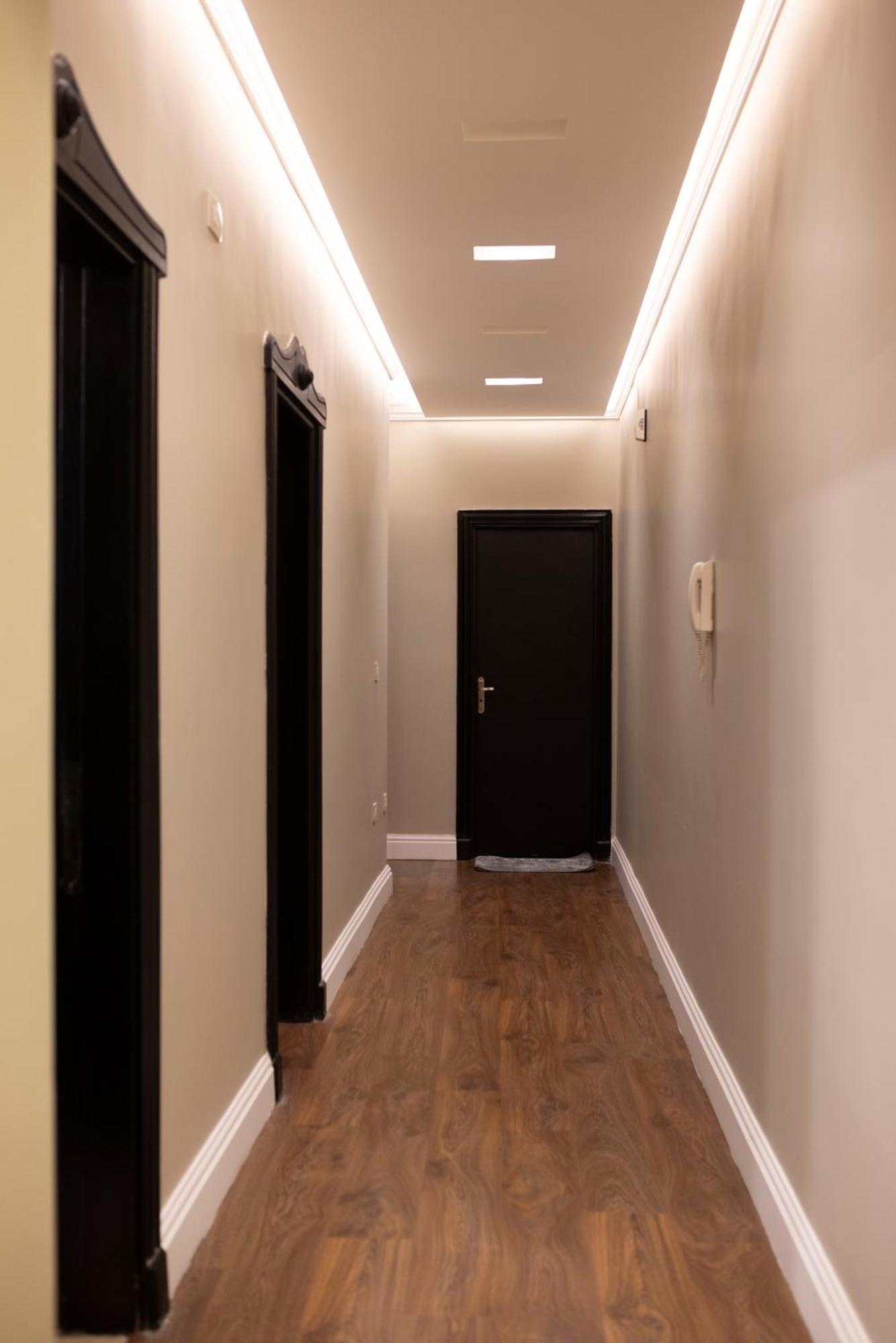 Apartment Munir's *